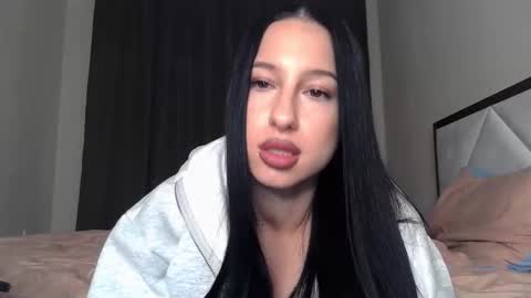 Snapshot of delly_love chatting on 10-05-25, 12:09 delly_love online show from 10-05-25, 12:09