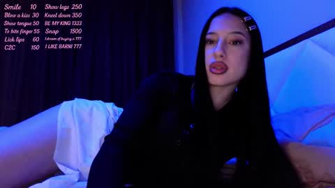 delly_love online show from 11-23-25, 10:09