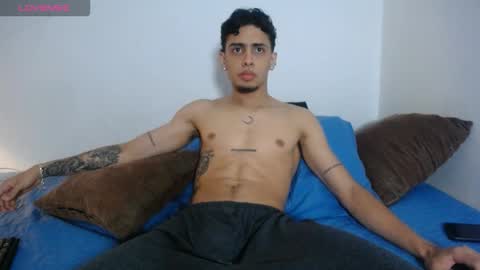 Snapshot of demeter_salviati chatting on 10-18-25, 12:57 Demeter Salviati online show from 10-18-25, 12:57