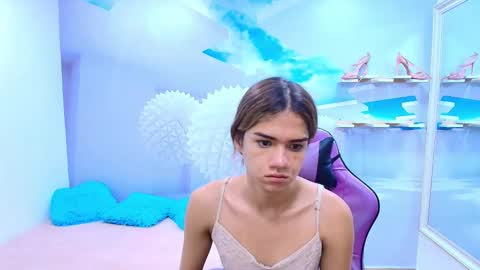 Snapshot of demi_leed chatting on 02-21-26, 11:55 DEMI online show from 02-21-26, 11:55