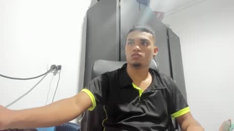 Snapshot of demol_latin chatting on 12-06-24, 12:02 MASTER DAV online show from 12-06-24, 12:02