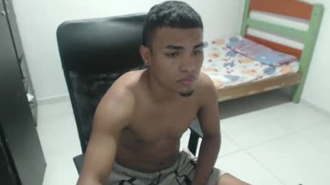Snapshot of demol_latin chatting on 12-17-24, 09:05 MASTER DAV online show from 12-17-24, 09:05