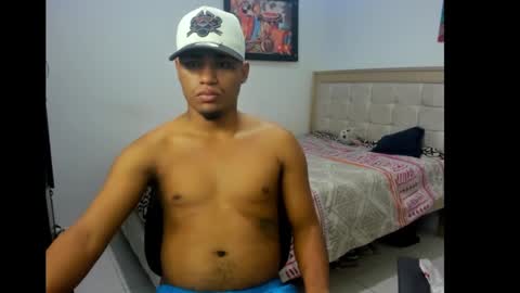 Snapshot of demol_latin chatting on 01-26-25, 12:22 MASTER DAV online show from 01-26-25, 12:22