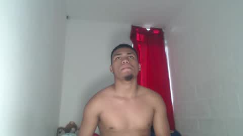 Snapshot of demol_latin chatting on 02-10-25, 08:21 MASTER DAV online show from 02-10-25, 08:21