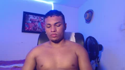 Snapshot of demol_latin chatting on 09-17-25, 11:50 MASTER DAV online show from 09-17-25, 11:50