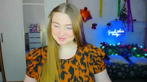 Sophie online show from 12-05-24, 04:01