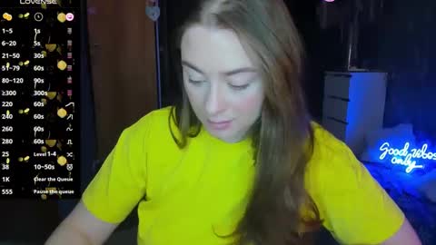 Sophie online show from 03-10-25, 06:49