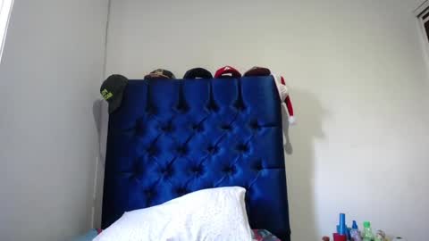 Dena k s online show from 01-28-25, 09:40