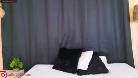 Denisse online show from 11-21-25, 12:48