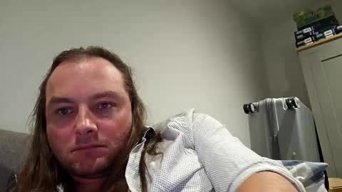 dennis210586 online show from 12-31-24, 05:33