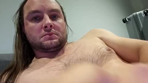 dennis210586 online show from 02-05-25, 11:50