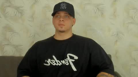 Snapshot of dennis_munera chatting on 12-18-24, 01:12 dennis munera online show from 12-18-24, 01:12