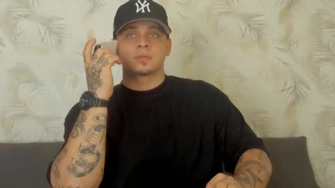 Snapshot of dennis_munera chatting on 12-24-24, 10:44 dennis munera online show from 12-24-24, 10:44