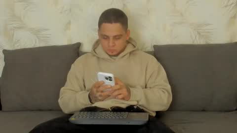 Snapshot of dennis_munera chatting on 01-03-25, 12:52 dennis munera online show from 01-03-25, 12:52