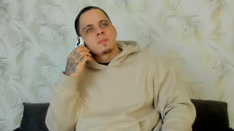 Snapshot of dennis_munera chatting on 01-08-25, 12:37 dennis munera online show from 01-08-25, 12:37
