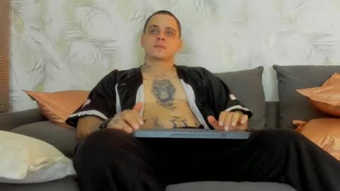 Snapshot of dennis_munera chatting on 02-16-25, 11:38 dennis munera online show from 02-16-25, 11:38