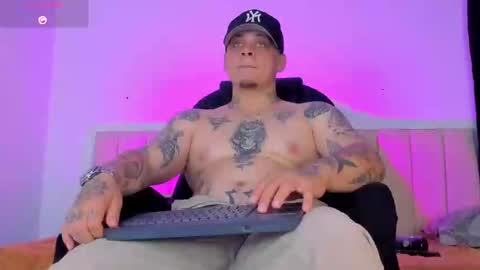 Snapshot of dennis_munera chatting on 09-23-25, 04:32 dennis munera online show from 09-23-25, 04:32