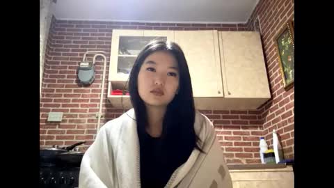 Emma online show from 02-11-26, 02:11