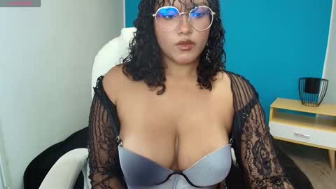 Dephne online show from 12-07-24, 01:18