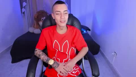 Snapshot of dereck_boyy_ chatting on 02-16-26, 04:08 Dereck Boy online show from 02-16-26, 04:08