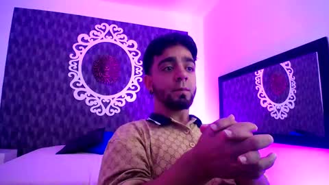 Dereck  online show from 11-11-25, 07:58