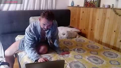 Dereck Mills3 online show from 01-11-26, 03:22