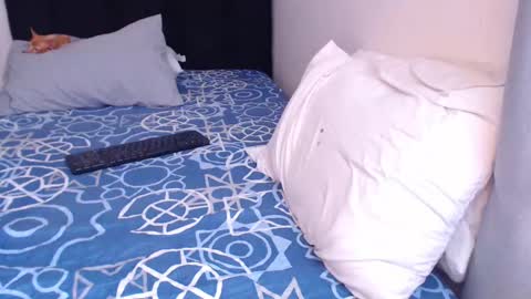 Derek online show from 03-02-25, 02:21