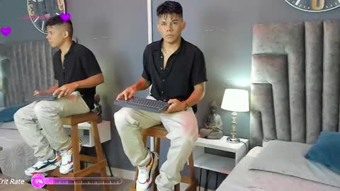 Derek Hussain online show from 12-22-24, 11:11