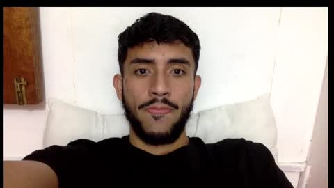 Snapshot of derek_smiith chatting on 02-14-25, 05:30 Derek smiith online show from 02-14-25, 05:30