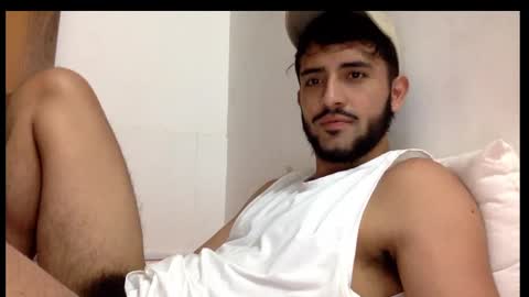 Snapshot of derek_smiith chatting on 02-26-25, 06:54 Derek smiith online show from 02-26-25, 06:54