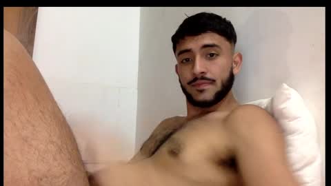 Snapshot of derek_smiith chatting on 03-01-25, 01:32 Derek smiith online show from 03-01-25, 01:32