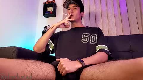 Snapshot of derek_stud_ chatting on 10-13-25, 05:18 Derek independent model online show from 10-13-25, 05:18