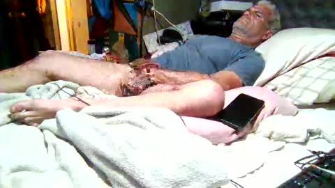 Snapshot of derick1961 chatting on 11-09-25, 11:36 derick1961 online show from 11-09-25, 11:36