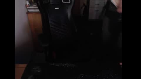 dermattes online show from 01-25-25, 04:24