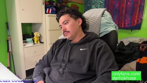 Derrick Hose online show from 02-23-25, 01:24