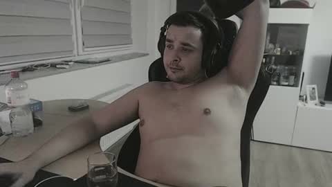 Snapshot of dershark chatting on 09-14-25, 02:00 dershark online show from 09-14-25, 02:00