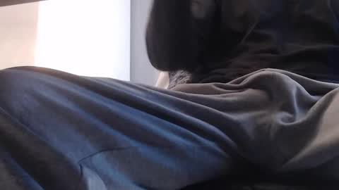 Snapshot of derstier02 chatting on 10-29-25, 11:01 derstier02 online show from 10-29-25, 11:01