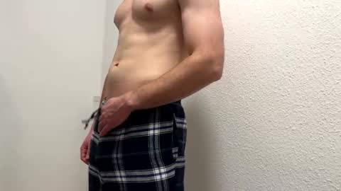 Snapshot of dertom_xxx chatting on 11-30-25, 10:47 Tom online show from 11-30-25, 10:47