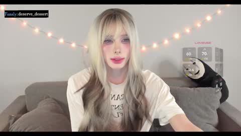 Snapshot of deserve_dessert chatting on 01-09-25, 10:09 Domi online show from 01-09-25, 10:09