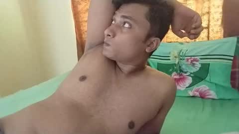 Snapshot of deshibirds chatting on 09-20-25, 08:48 deshibirds online show from 09-20-25, 08:48