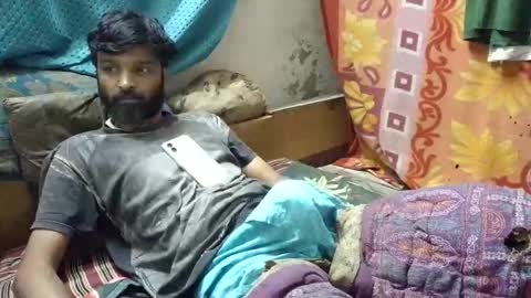 Snapshot of desi_boy799417 chatting on 11-15-25, 07:21 desi_boy799417 online show from 11-15-25, 07:21