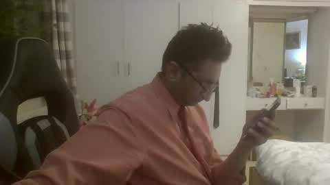 desiboi9 online show from 03-08-25, 12:22