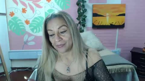 Snapshot of desire_latin chatting on 03-03-25, 08:54 VALERIA online show from 03-03-25, 08:54