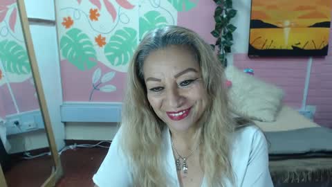 Snapshot of desire_latin chatting on 03-11-25, 03:34 VALERIA online show from 03-11-25, 03:34