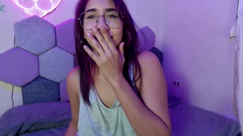 TORI AND MR. BEAR online show from 02-13-25, 09:38