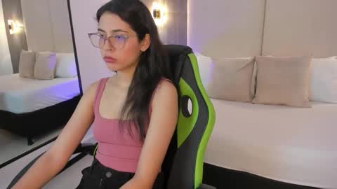 desire online show from 02-18-26, 12:45