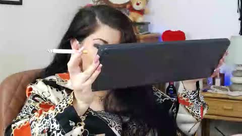 HellenMoon online show from 10-09-25, 06:55