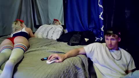 Snapshot of desiriabledesiri chatting on 01-20-25, 09:46 Ryley Rydes online show from 01-20-25, 09:46