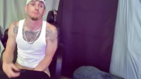 Snapshot of desiriabledesiri chatting on 02-13-25, 08:59 Ryley Rydes online show from 02-13-25, 08:59