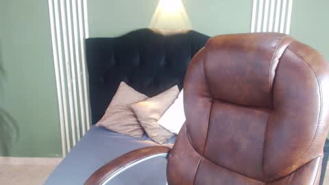 Desiring Angel online show from 12-06-24, 10:05